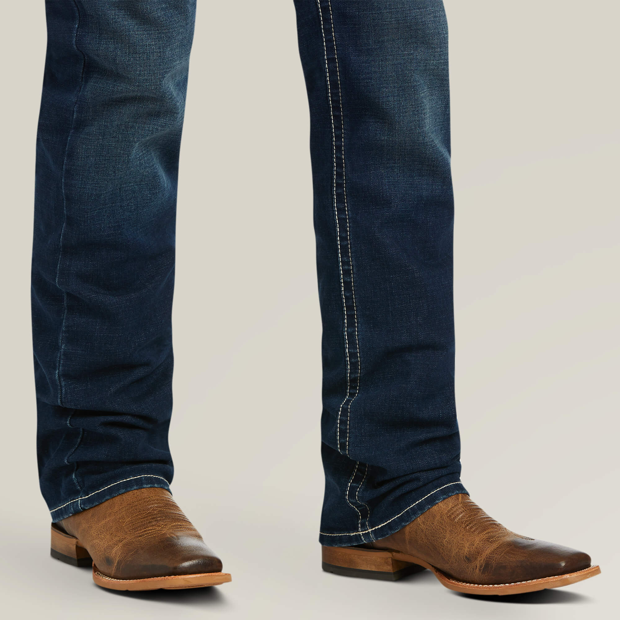 M5 Straight Stretch Remming Stackable Straight Leg Jean - Ford