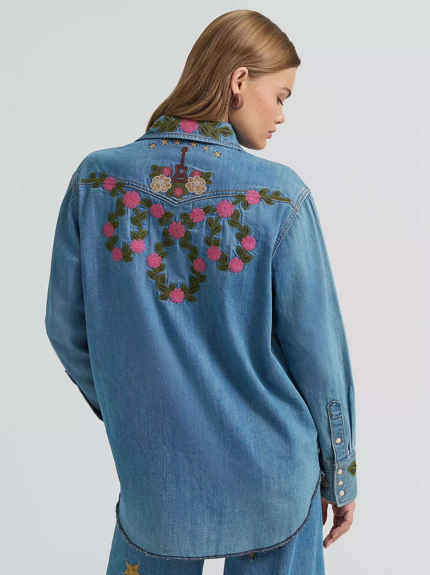 Lainey Wilson x Wrangler Embroidered Shirt