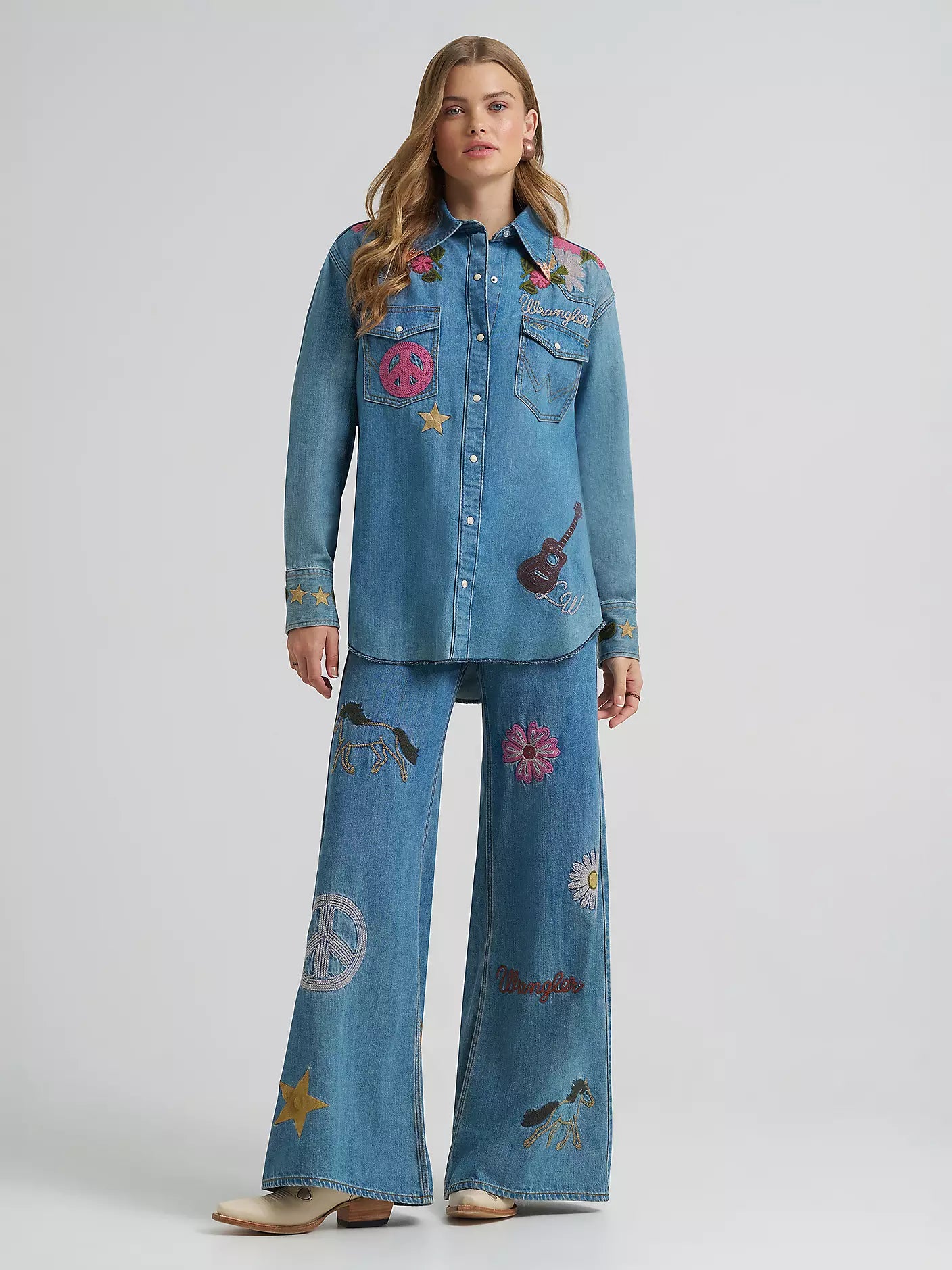 Lainey Wilson x Wrangler Embroidered Shirt