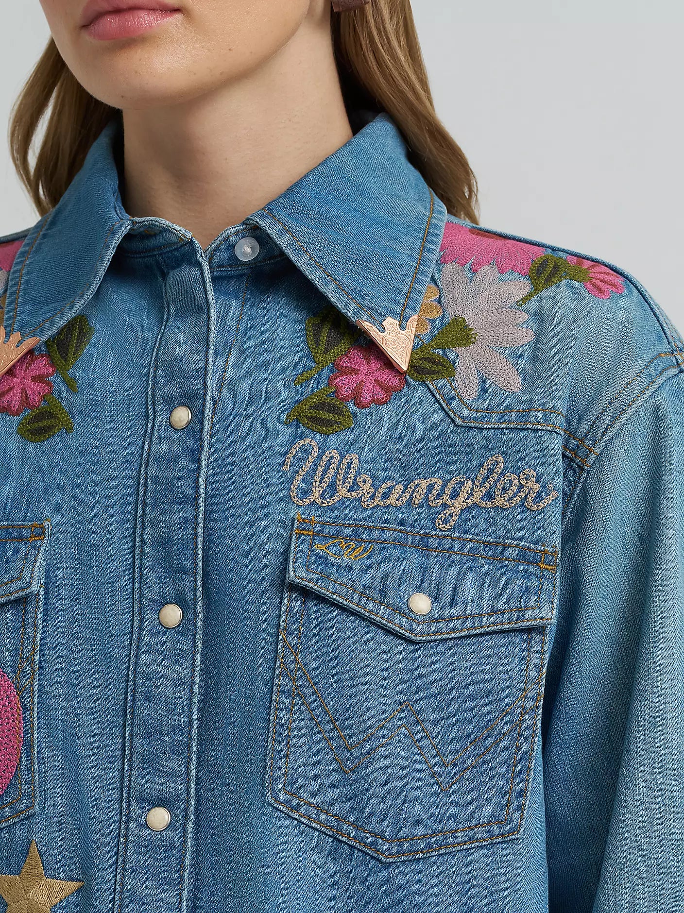 Lainey Wilson x Wrangler Embroidered Shirt