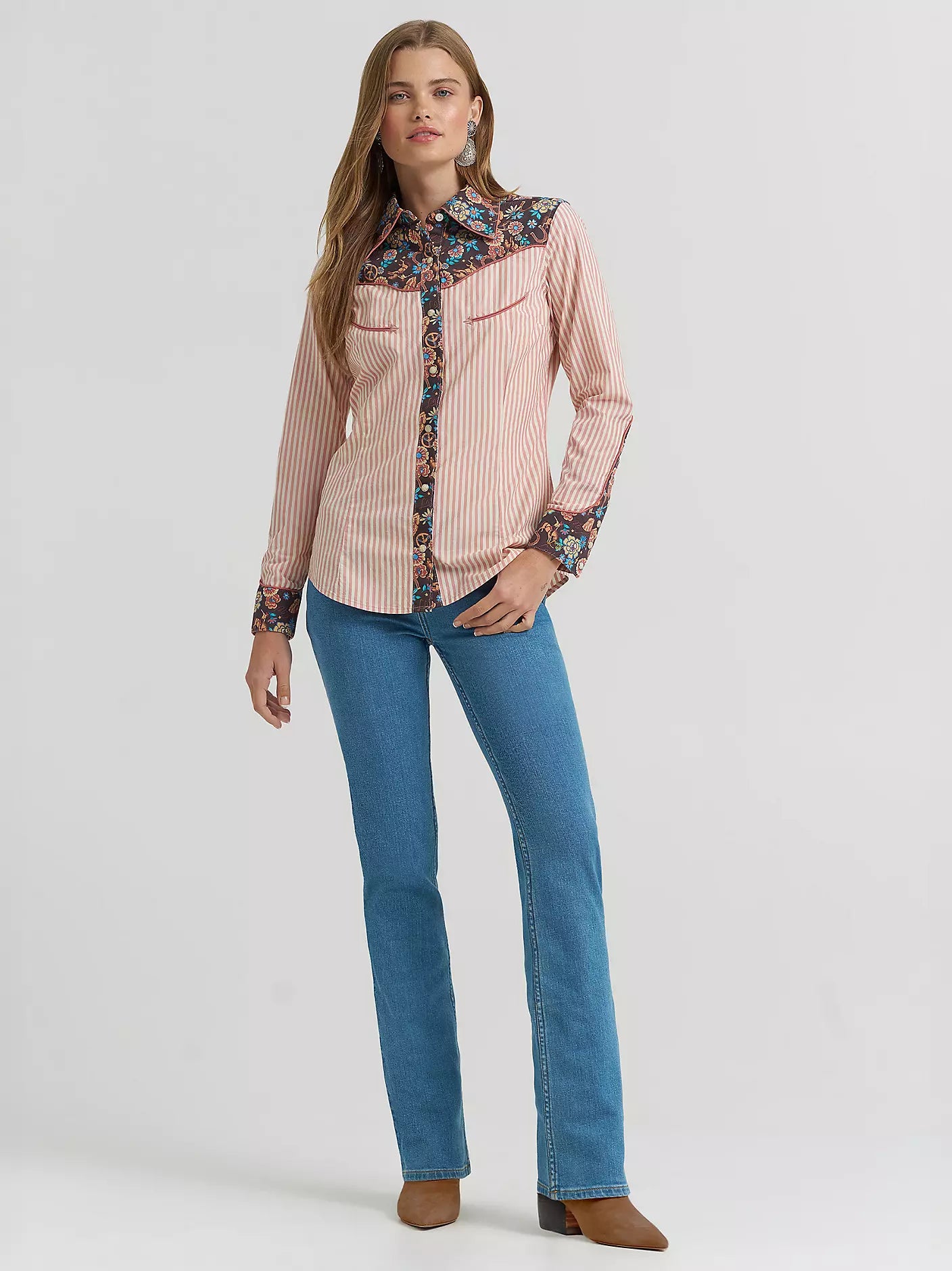 Lainey Wilson x Wrangler Prairie Print Shirt