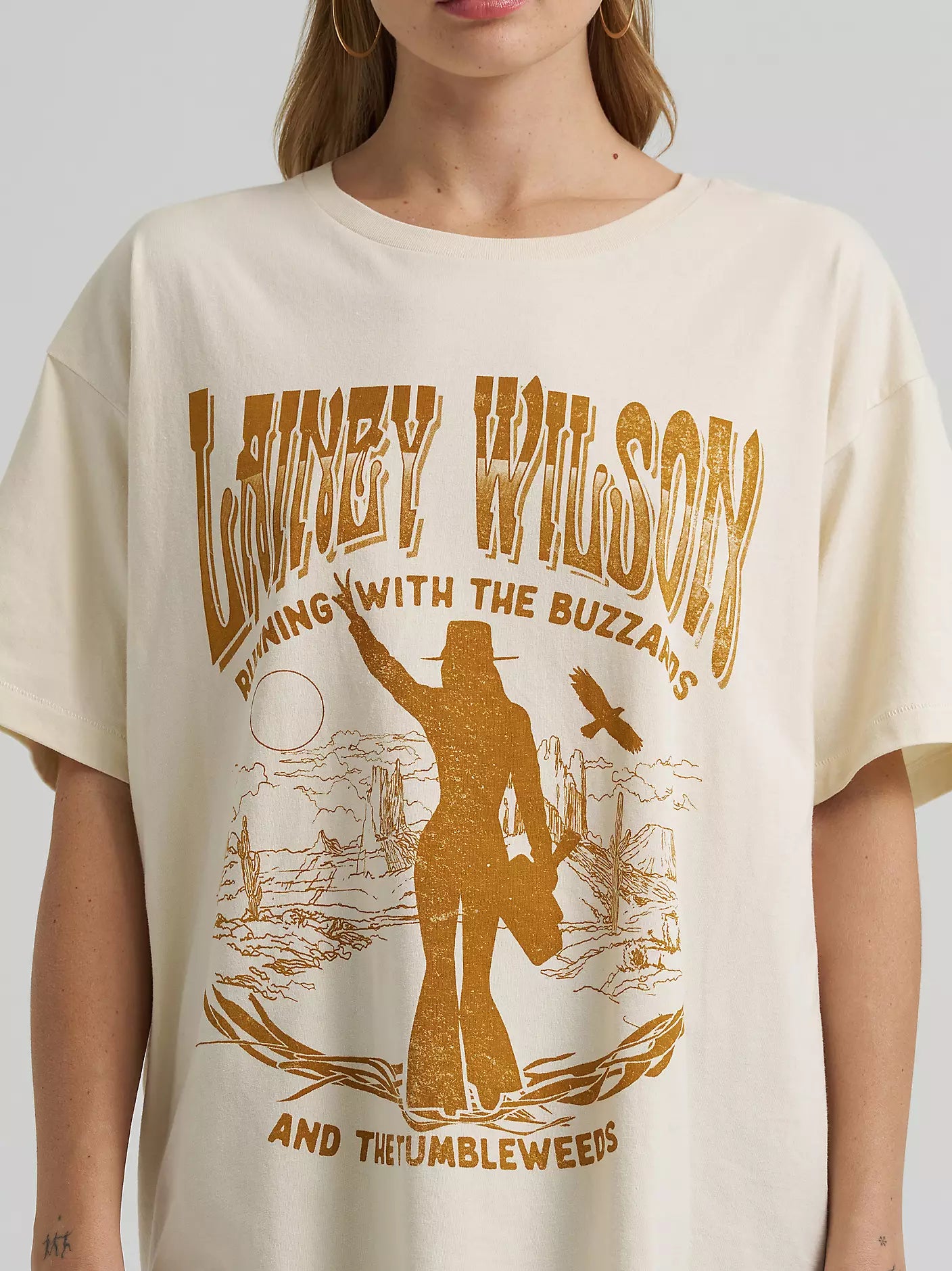 Lainey Wilson x Wrangler Buzzards Tee