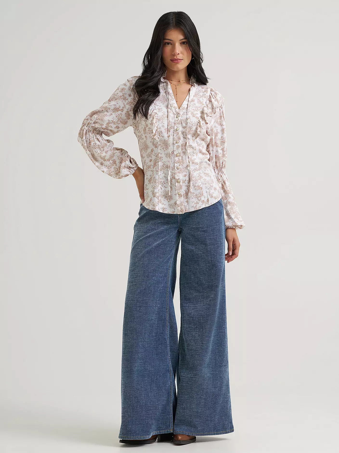 Lainey Wilson x Wrangler Lainey Folk Blouse
