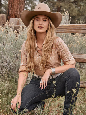 Lainey Wilson x Wrangler Lainey Snap Shirt