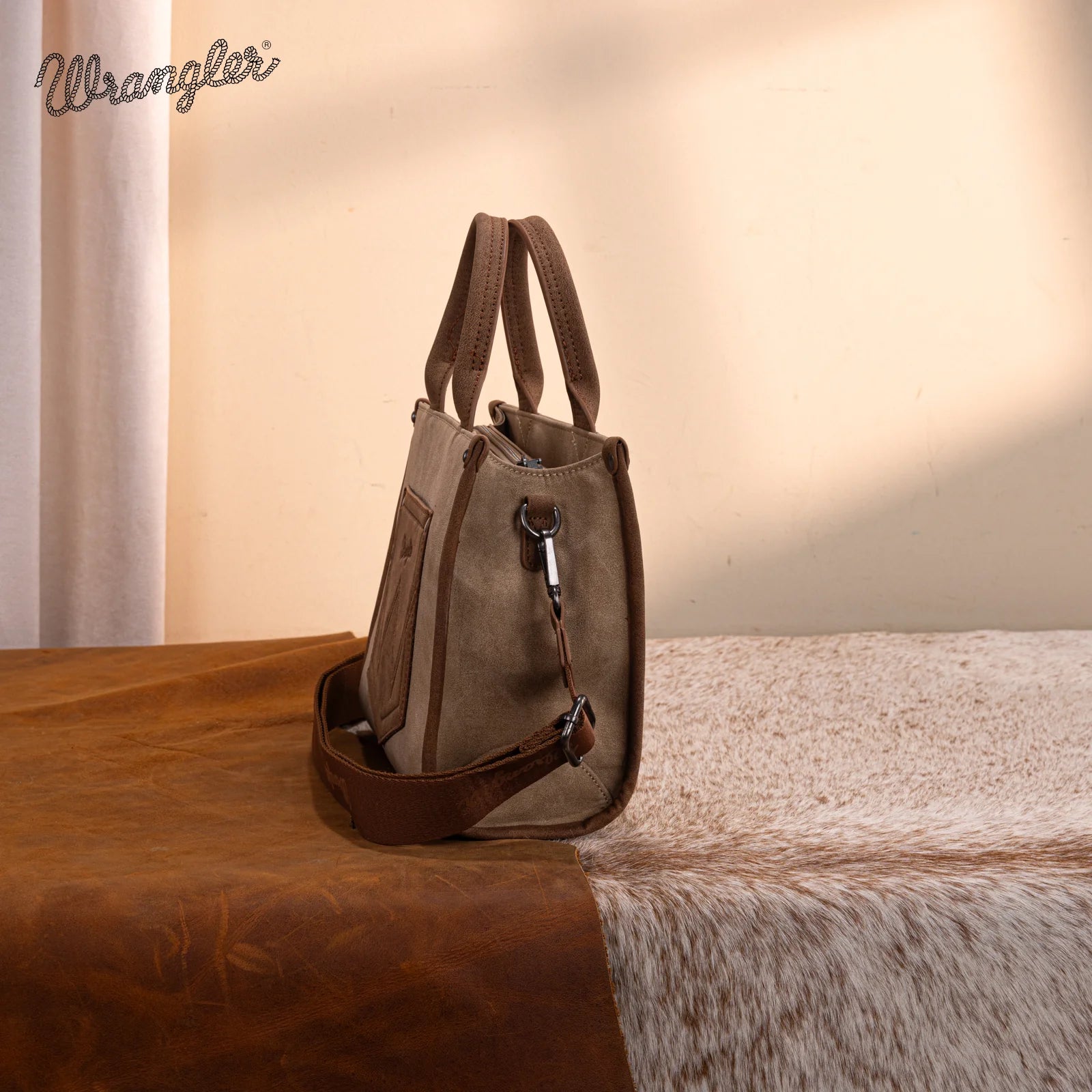 Wrangler Buckle Tote - Tan