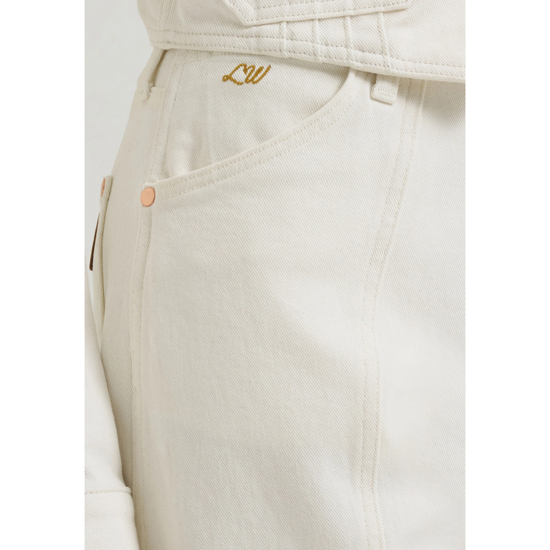Lainey Wilson x Wrangler Tour Barrel Jean