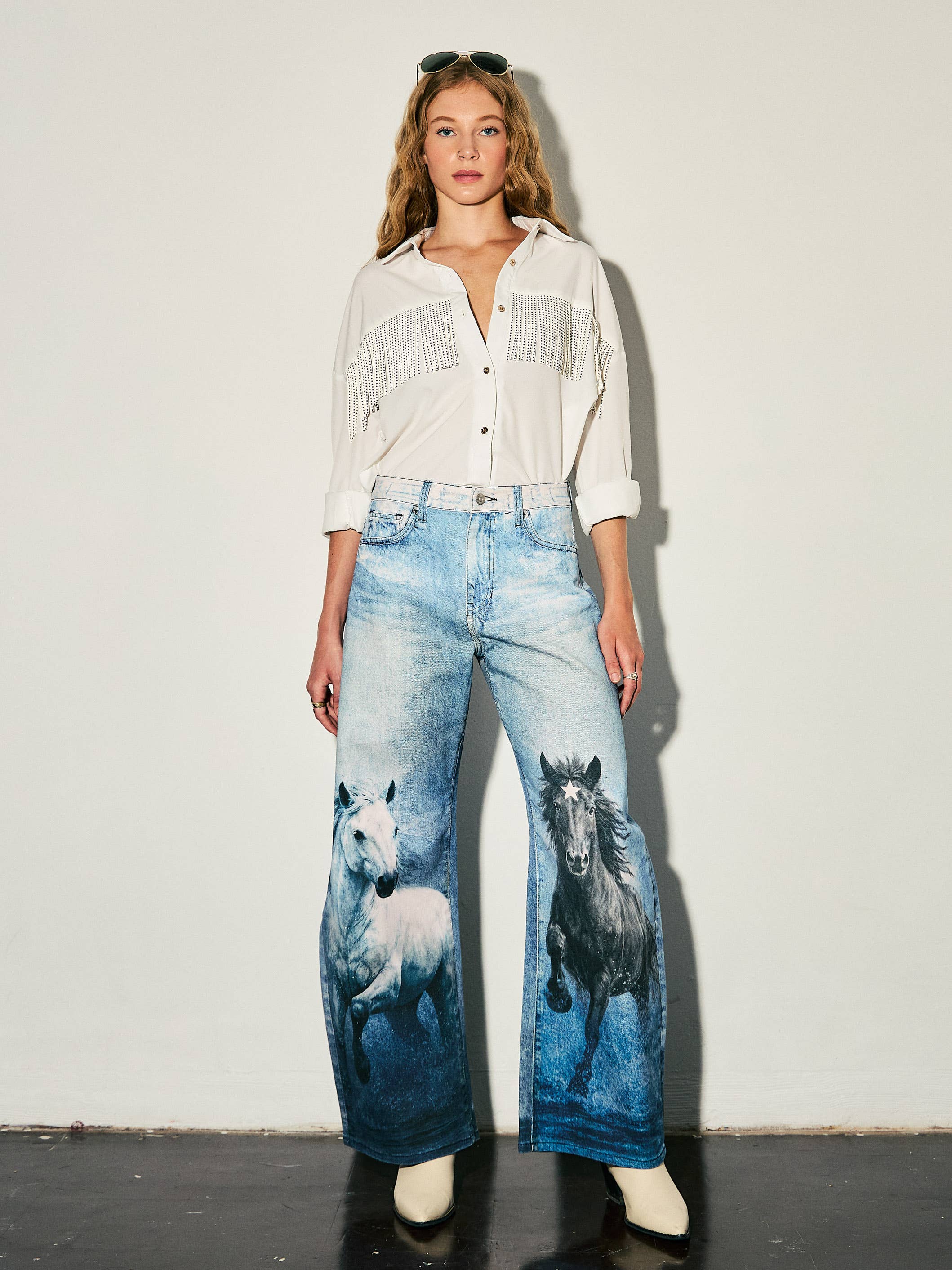 Run With Me Barrel Jeans